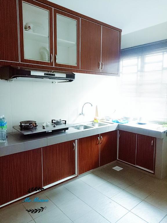 Sri Manjung Ma Maison Homestay Лумут Экстерьер фото