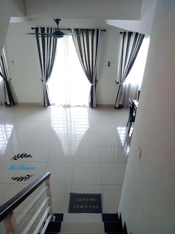 Sri Manjung Ma Maison Homestay Лумут Экстерьер фото